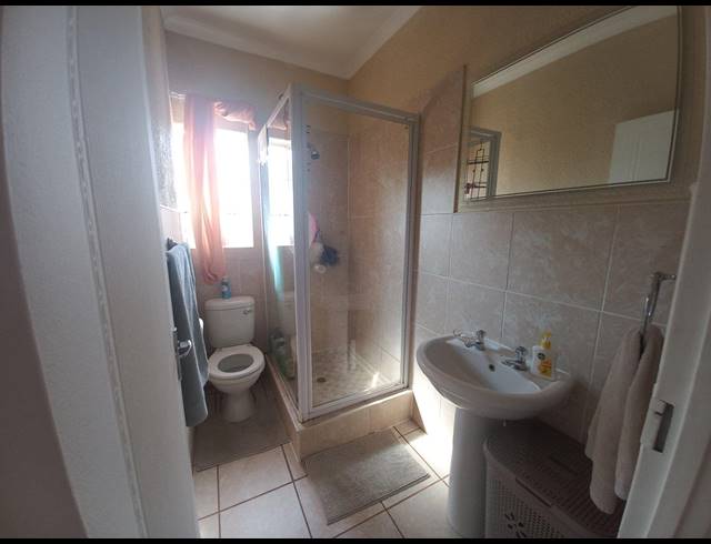 3 BEDROOM APARTMENT FOR SALE IN JORDAAN PARK